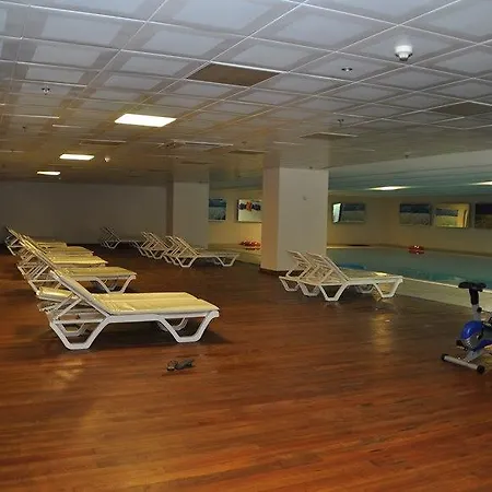 Otel Club Maxima *